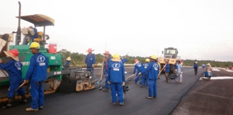 http://www.infraero.gov.br/components/com_fpss/images/Tabatinga_Obras.jpg