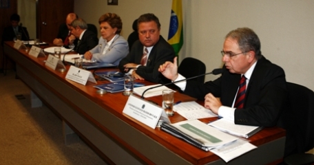 http://www.infraero.gov.br/components/com_fpss/images/audiencia.jpg