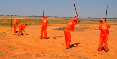 http://www.infraero.gov.br/components/com_fpss/images/confins_obras.jpg