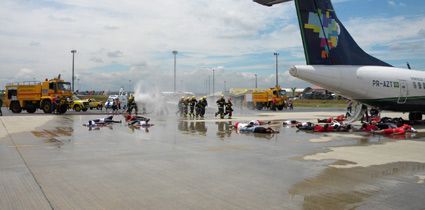 http://www.infraero.gov.br/components/com_fpss/images/exeac_sbkp_capa_071211.jpg