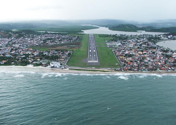 http://www.infraero.gov.br/images/stories/Ilheus.jpg