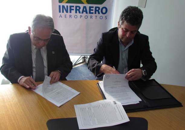 assinatura tr confins